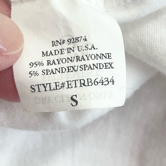 Pretty Ella Moss 3/4 sleeve hi-lo metal grommet collar top! - Picture 5 of 10